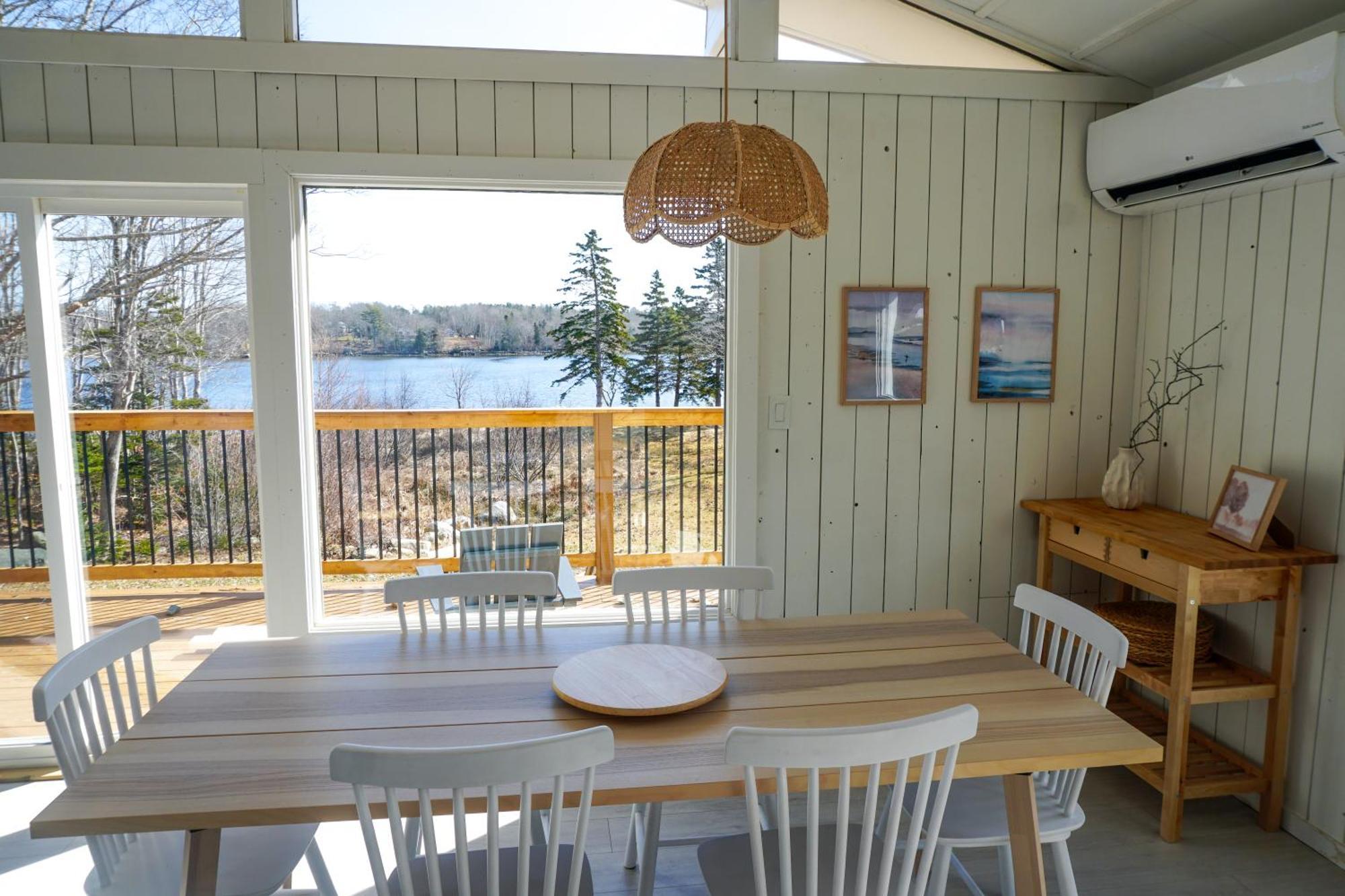Blissful Oceanfront Cottage In Port Mouton Bagian luar foto